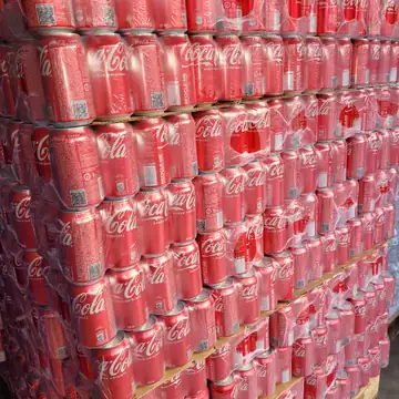 Fardos de Coca-Cola 350ml lata no estoque