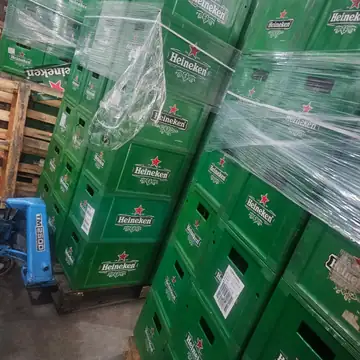 Engradados de Heineken 600ml retornável no estoque